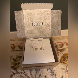 Dior gift box